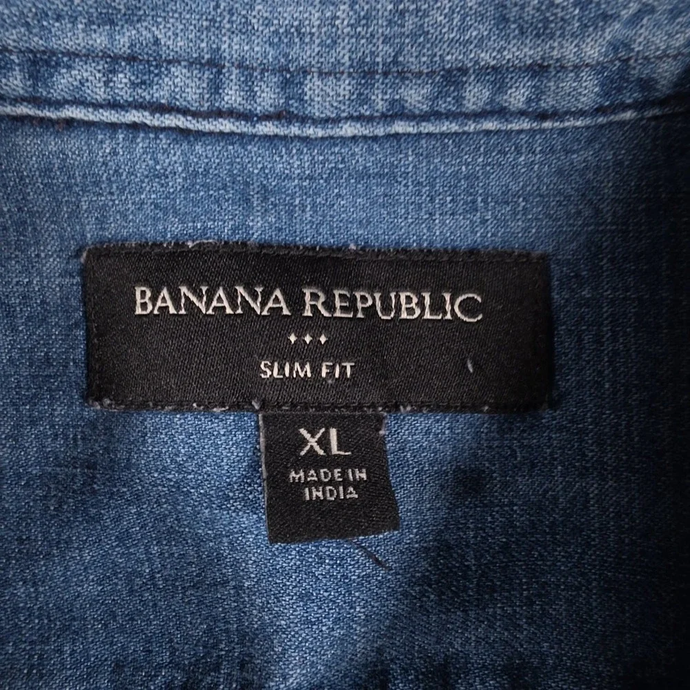 Banana Republic Slim Fit Denim Shirt Mens XL Blue Long Sleeve Button Down